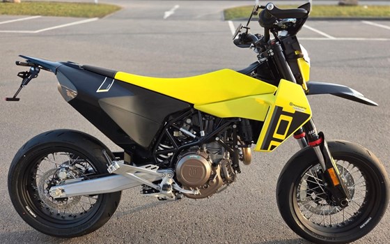 Neufahrzeug Husqvarna 701 Supermoto - Bild 4