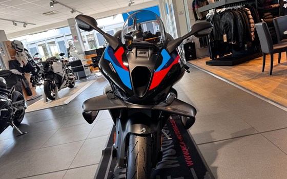 Neufahrzeug BMW M 1000 RR - Bild 3