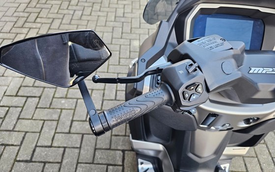 Gebrauchtmotorrad Piaggio MP3 530 HPE Exclusive - Bild 12