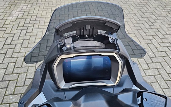 Gebrauchtmotorrad Piaggio MP3 530 HPE Exclusive - Bild 13