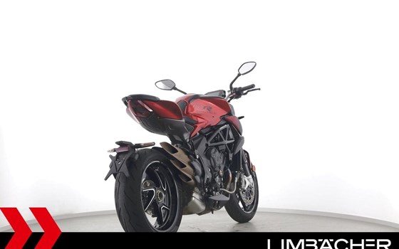 Gebrauchtmotorrad MV Agusta Brutale 800 RR - Bild 8