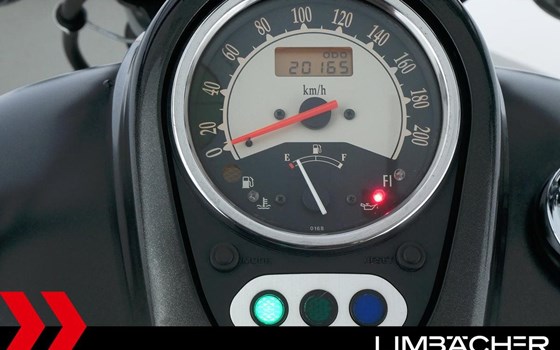 Gebrauchtmotorrad Kawasaki VN 900 Custom - Bild 12