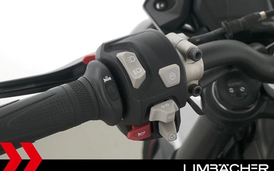 Gebrauchtmotorrad Triumph Street Triple 765 RS - Bild 21