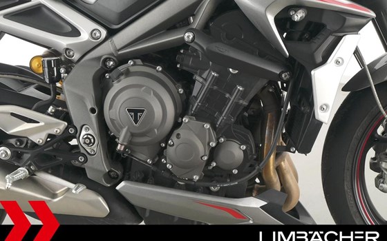 Gebrauchtmotorrad Triumph Street Triple 765 RS - Bild 24