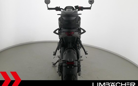 Gebrauchtmotorrad Triumph Trident 660 - Bild 17