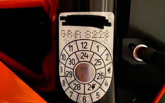 Gebrauchtmotorrad KTM 690 SMC R - Bild 11