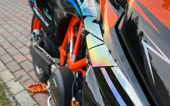 Gebrauchtmotorrad KTM 690 SMC R - Bild 3