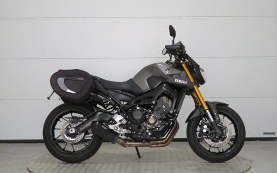 Gebrauchtmotorrad Yamaha MT-09 - Bild 3