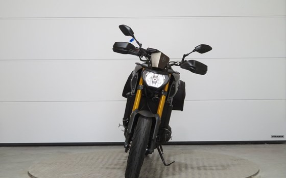 Gebrauchtmotorrad Yamaha MT-09 - Bild 6