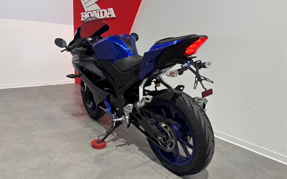 Gebrauchtmotorrad Yamaha R125 - Bild 8