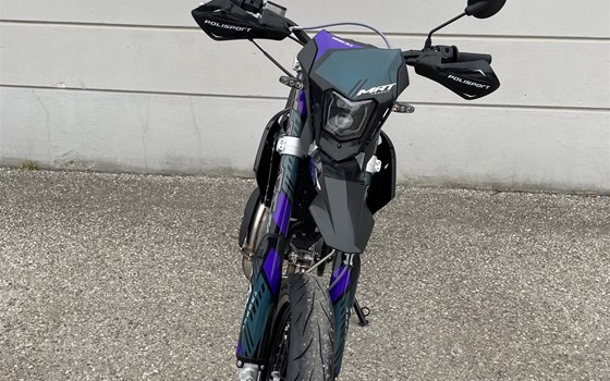 Neufahrzeug Rieju MRT 50 SM Trophy Mirage - Bild 5