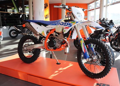 NEUFAHRZEUG KTM 300 EXC SIX DAYS