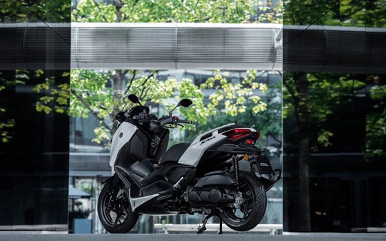Neufahrzeug Yamaha XMAX 125 Tech MAX+ - Bild 11