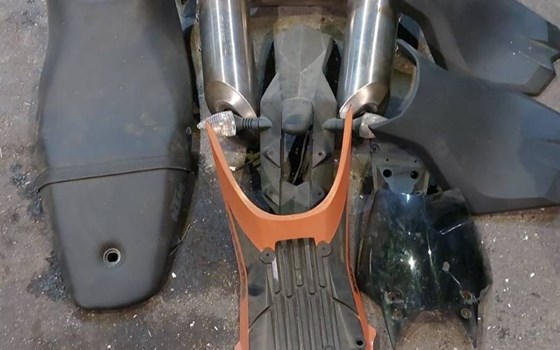 Gebrauchtmotorrad KTM 990 Super Duke - Bild 4