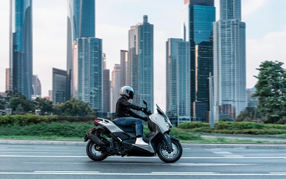 Neufahrzeug Yamaha XMAX 125 Tech MAX+ - Bild 8