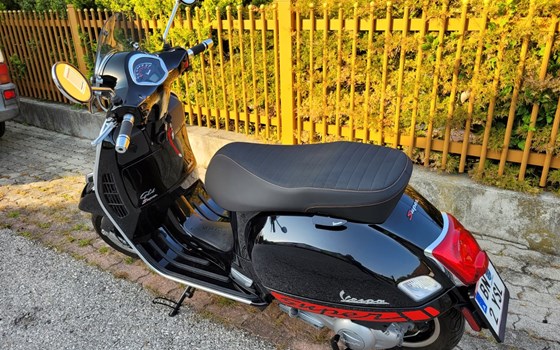 Gebrauchtmotorrad Vespa GTS 300 Super - Bild 8