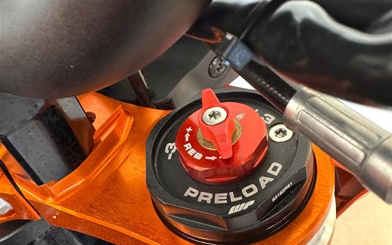 Gebrauchtmotorrad KTM 890 Duke GP - Bild 11