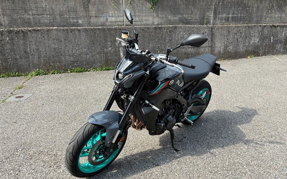 Gebrauchtmotorrad Yamaha MT-09 - Bild 1