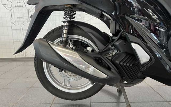 Gebrauchtmotorrad Honda SH150i - Bild 3