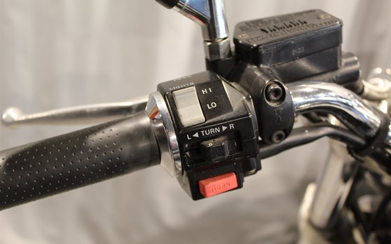 Gebrauchtmotorrad Yamaha V-Max VMX 1200 - Bild 14