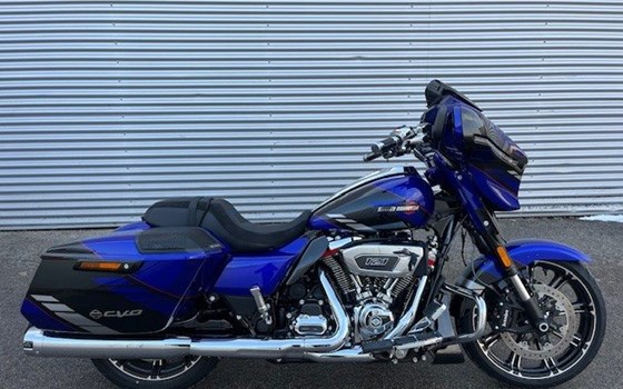 Gebrauchtmotorrad Harley-Davidson CVO Street Glide FLHXSE - Bild 2