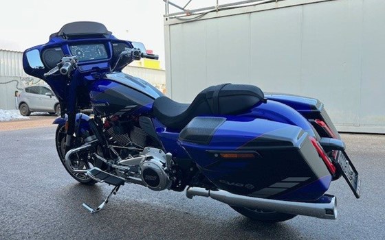 Gebrauchtmotorrad Harley-Davidson CVO Street Glide FLHXSE - Bild 9