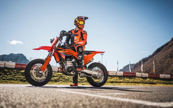 Neufahrzeug KTM 450 SMR - Bild 8