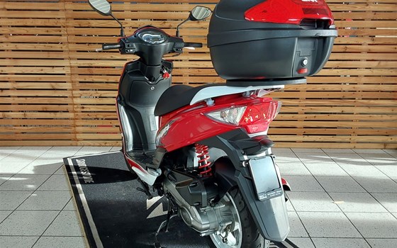 Gebrauchtmotorrad Sym Jet 4 50 - Bild 6