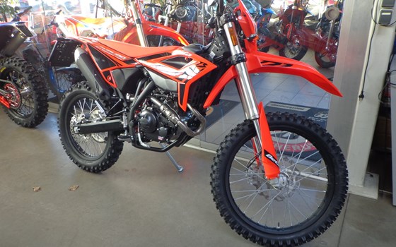 Neufahrzeug Beta RR 125 4T LC Enduro - Bild 2