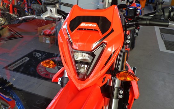 Neufahrzeug Beta RR 125 4T LC Enduro - Bild 7