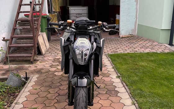 Gebrauchtmotorrad KTM 1290 Super Duke R - Bild 3