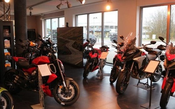 Gebrauchtmotorrad Ducati DesertX - Bild 3