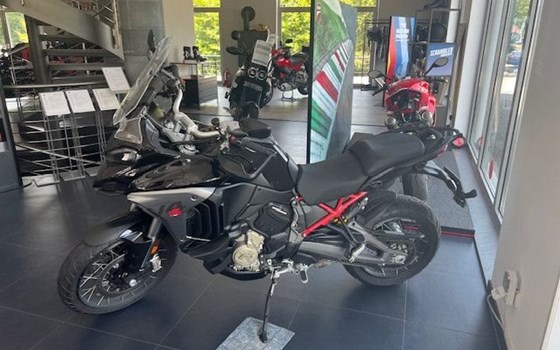 Gebrauchtmotorrad Ducati Multistrada V4 S - Bild 6