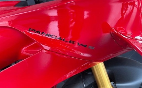 Neufahrzeug Ducati Panigale V4 S - Bild 9