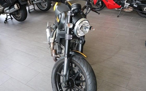 Gebrauchtmotorrad Ducati Scrambler Full Throttle - Bild 4