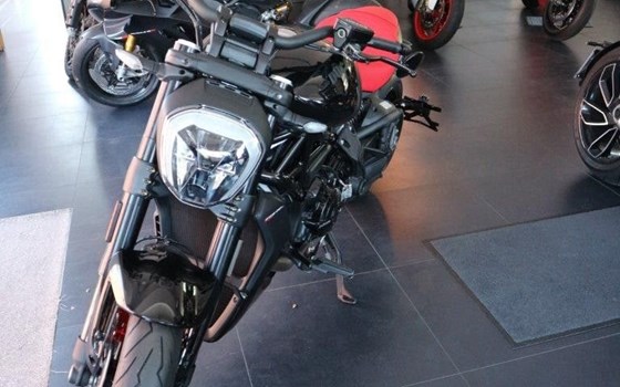 Neufahrzeug Ducati XDiavel Nera - Bild 6