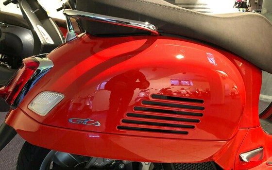 Neufahrzeug Vespa GTS 125 - Bild 9