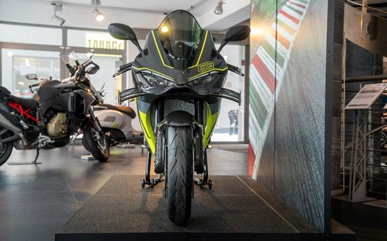 Neufahrzeug Ducati Panigale V4 Lamborghini - Bild 3