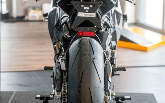 Neufahrzeug Ducati Panigale V4 Lamborghini - Bild 6