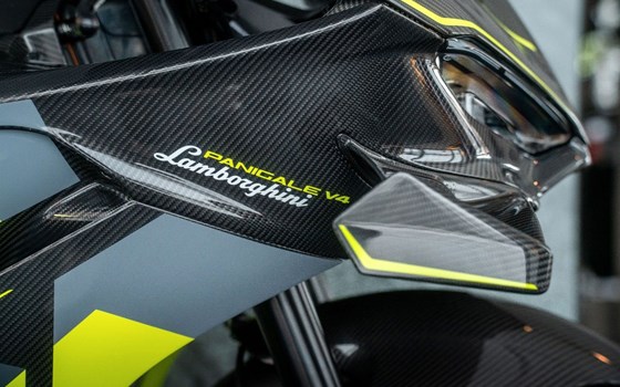 Neufahrzeug Ducati Panigale V4 Lamborghini - Bild 8