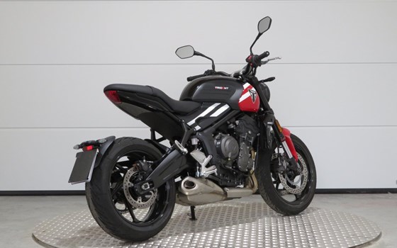 Gebrauchtmotorrad Triumph Trident 660 - Bild 2