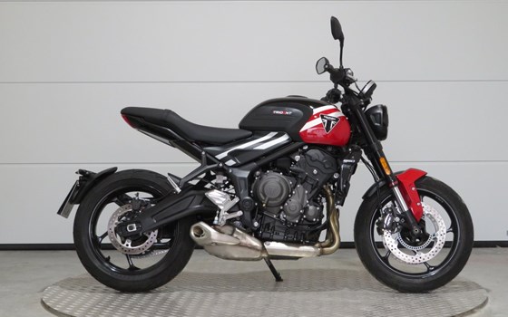 Gebrauchtmotorrad Triumph Trident 660 - Bild 3