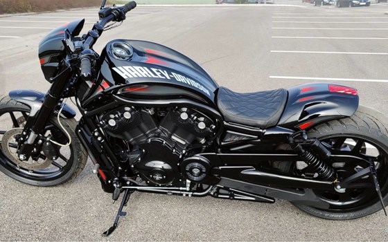 Gebrauchtmotorrad Harley-Davidson V-Rod 10th Anniversary Edition VRSCDX ANV - Bild 8