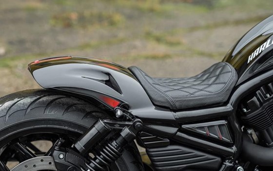 Gebrauchtmotorrad Harley-Davidson V-Rod 10th Anniversary Edition VRSCDX ANV - Bild 10