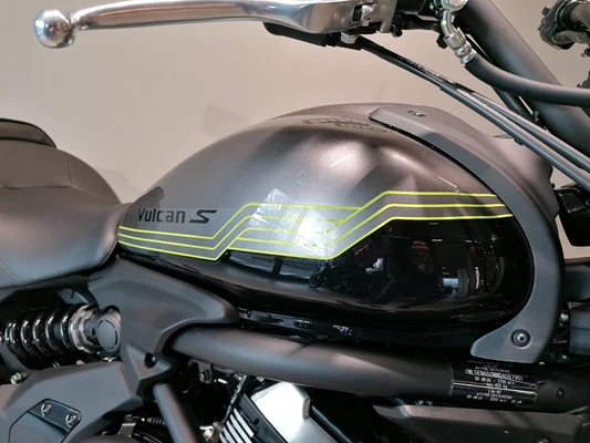 Kawasaki Vulcan S (BK1 Schwarz) - Bild 4