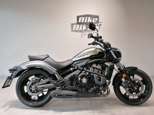 Kawasaki Vulcan S (BK1 Schwarz) - Bild 2