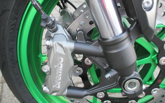 Neufahrzeug Kawasaki Z900 SE - Bild 11