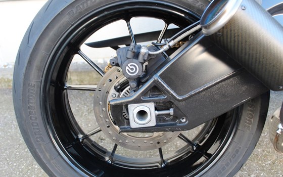 Gebrauchtmotorrad BMW S 1000 R - Bild 11