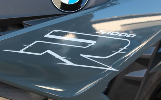 Gebrauchtmotorrad BMW S 1000 R - Bild 20