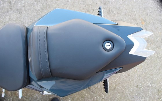 Gebrauchtmotorrad BMW S 1000 R - Bild 24